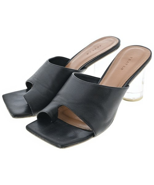 FRAY I.D รองเท้าแตะ