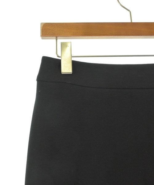 YOKO CHAN กระโปรงยาวถึงเข่า