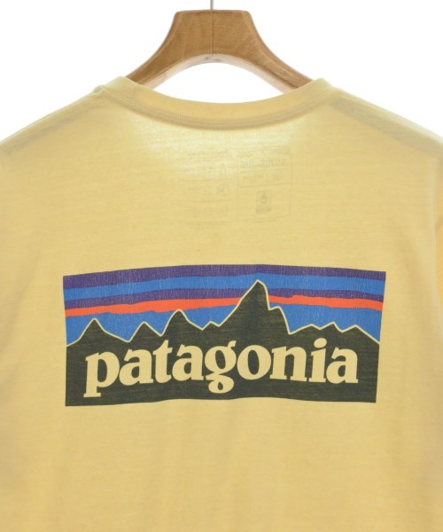 patagonia เสื้อยืด/เสื้อท็อปส์