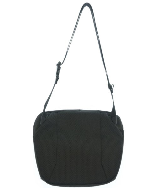ARC'TERYX กระเป๋าสะพาย