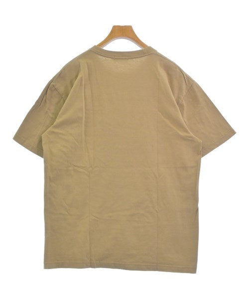 FILA เสื้อยืด/เสื้อท็อปส์