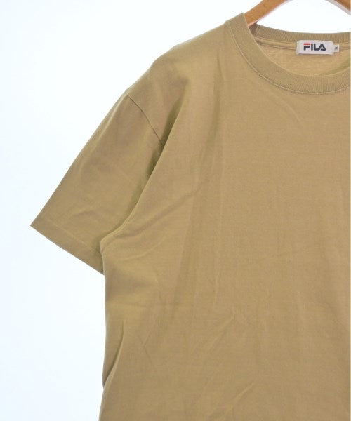 FILA เสื้อยืด/เสื้อท็อปส์