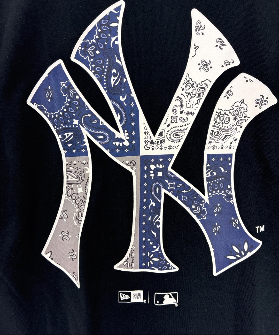 NEW ERA เสื้อยืด/เสื้อท็อปส์