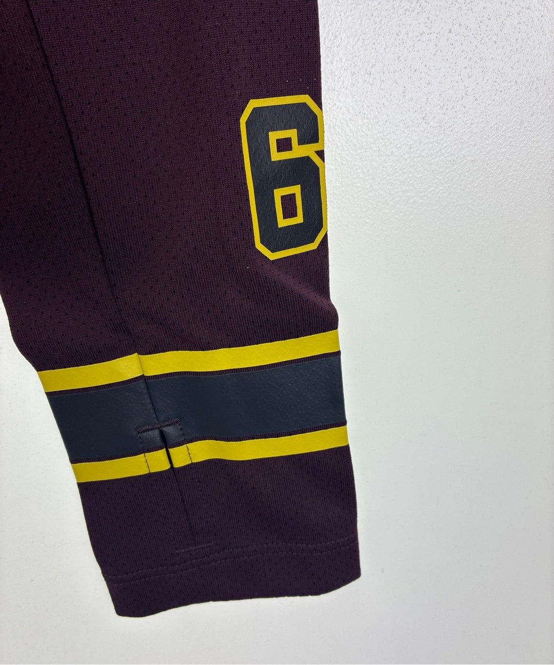 GYAKUSOU เสื้อยืด/เสื้อท็อปส์