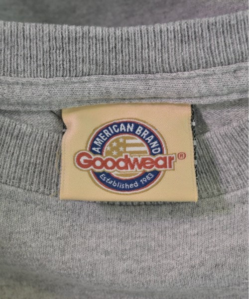 Good Wear เสื้อยืด/เสื้อท็อปส์