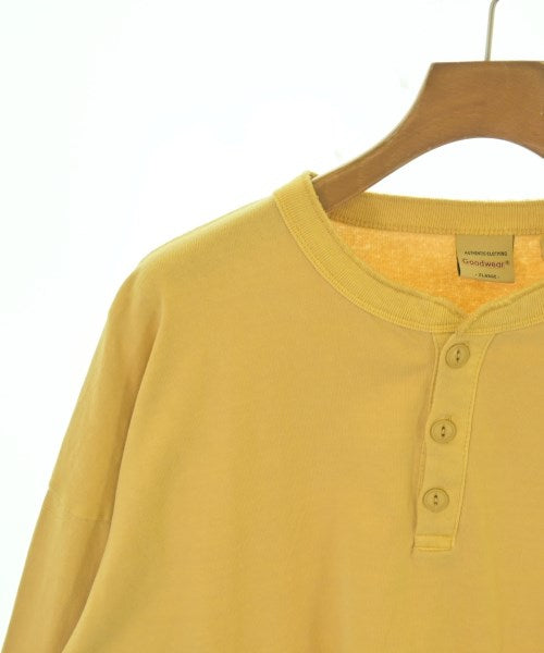 Good Wear เสื้อยืด/เสื้อท็อปส์