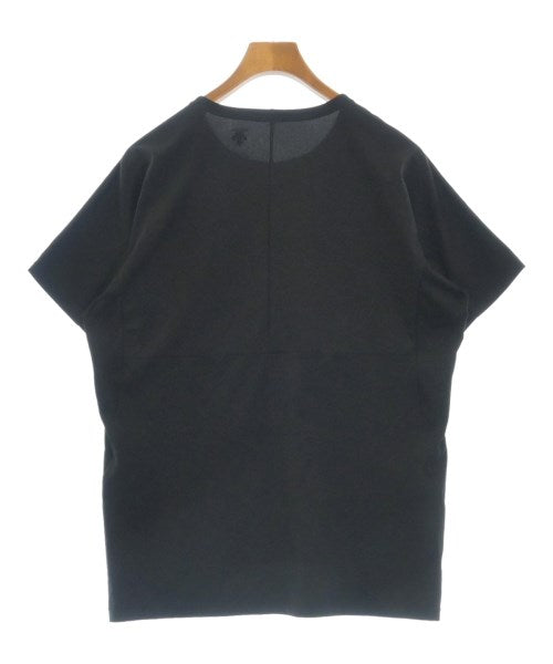DESCENTE เสื้อยืด/เสื้อท็อปส์