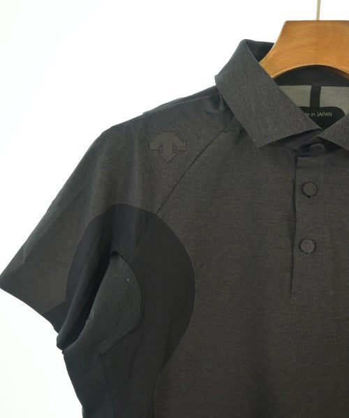 DESCENTE เสื้อยืด/เสื้อท็อปส์