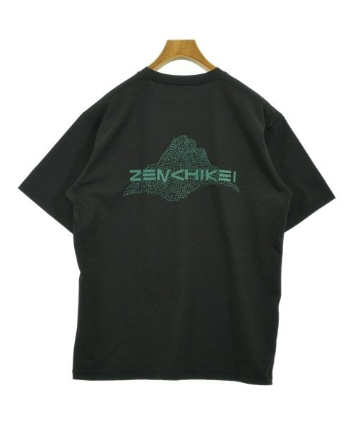 DESCENTE เสื้อยืด/เสื้อท็อปส์
