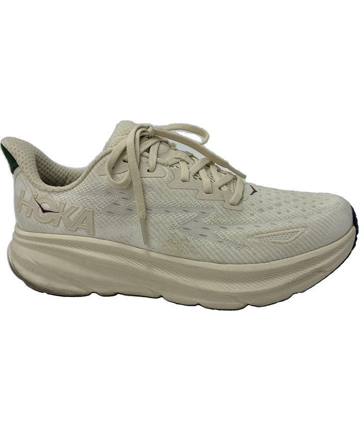 HOKA ONE ONE รองเท้าผ้าใบ