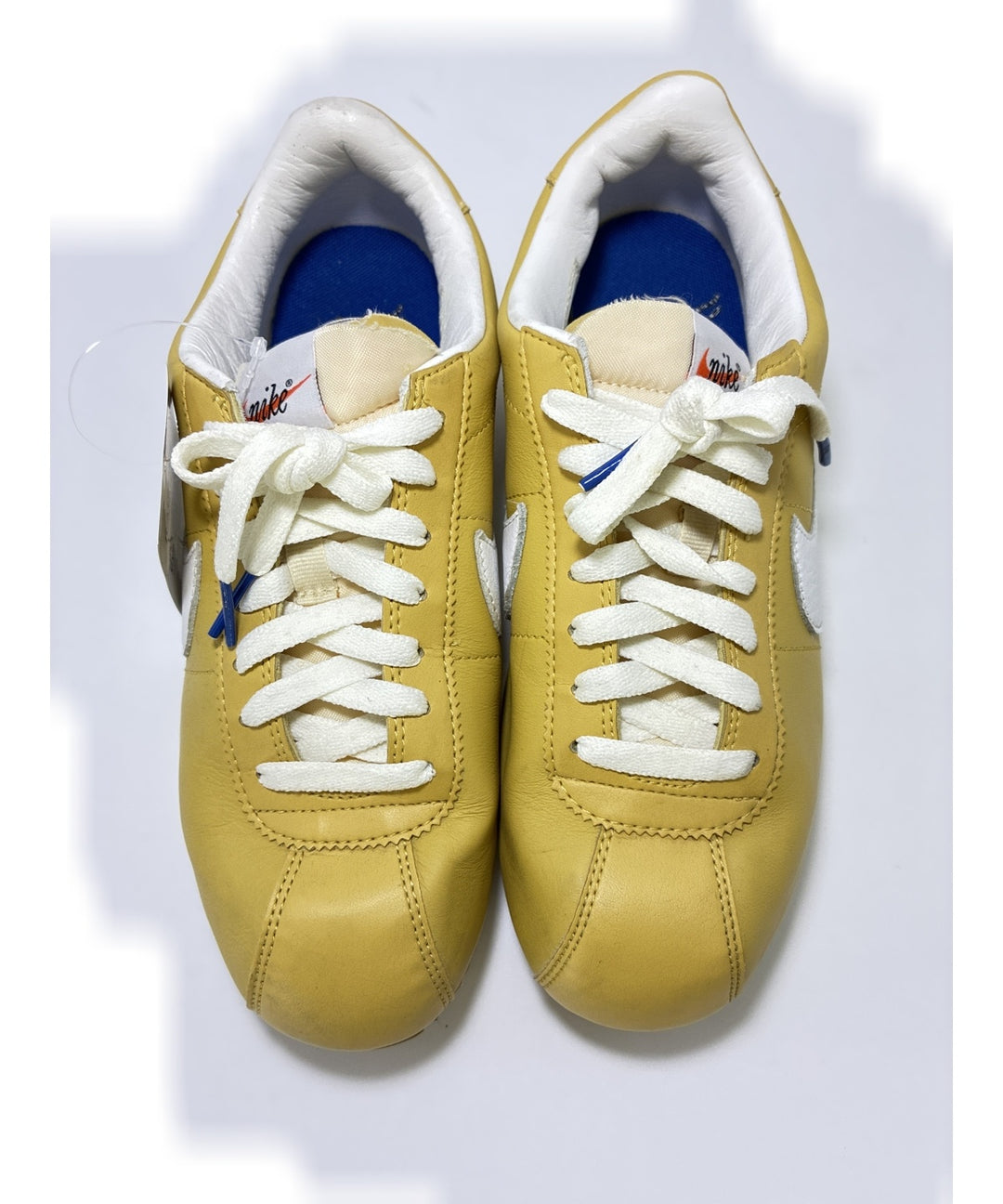 NIKE รองเท้าผ้าใบ