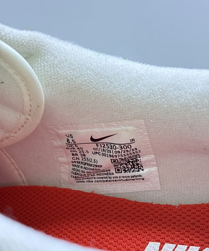 NIKE รองเท้าผ้าใบ