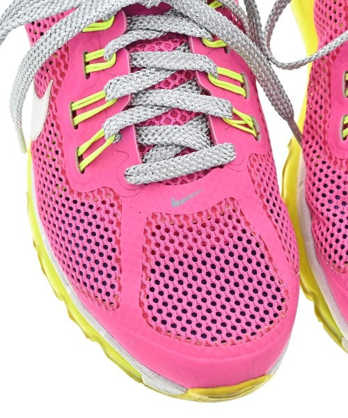 NIKE รองเท้าผ้าใบ
