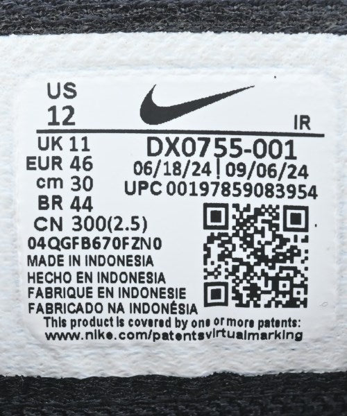 NIKE รองเท้าผ้าใบ