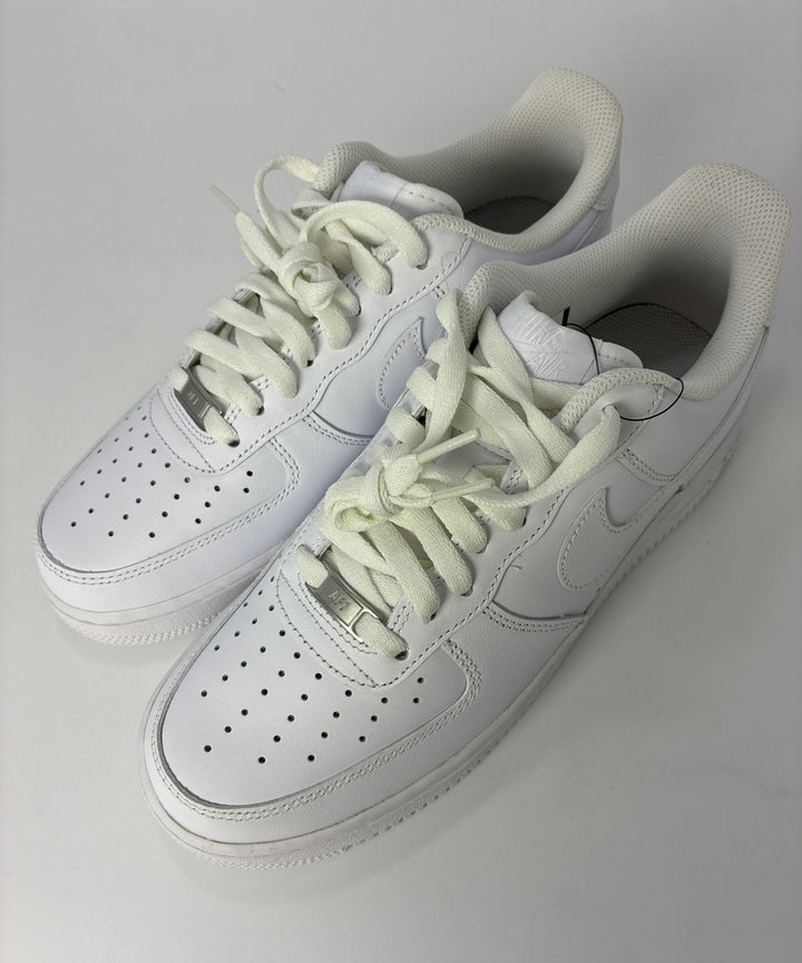 NIKE รองเท้าผ้าใบ