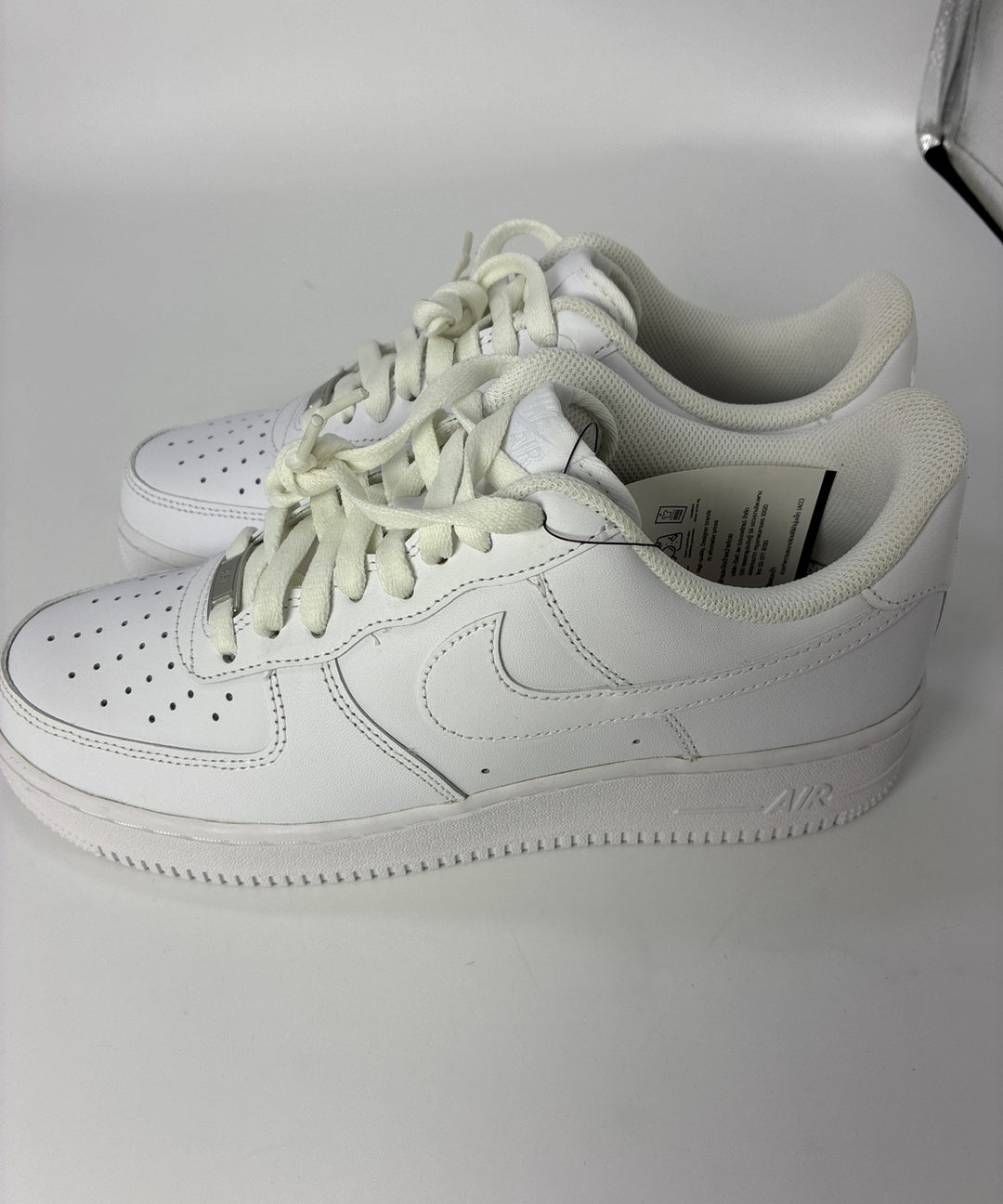 NIKE รองเท้าผ้าใบ