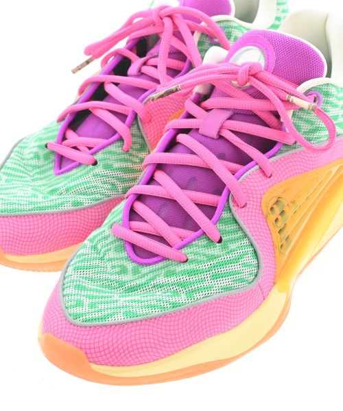 NIKE รองเท้าผ้าใบ