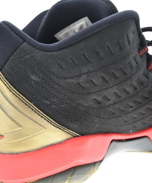 NIKE รองเท้าผ้าใบ