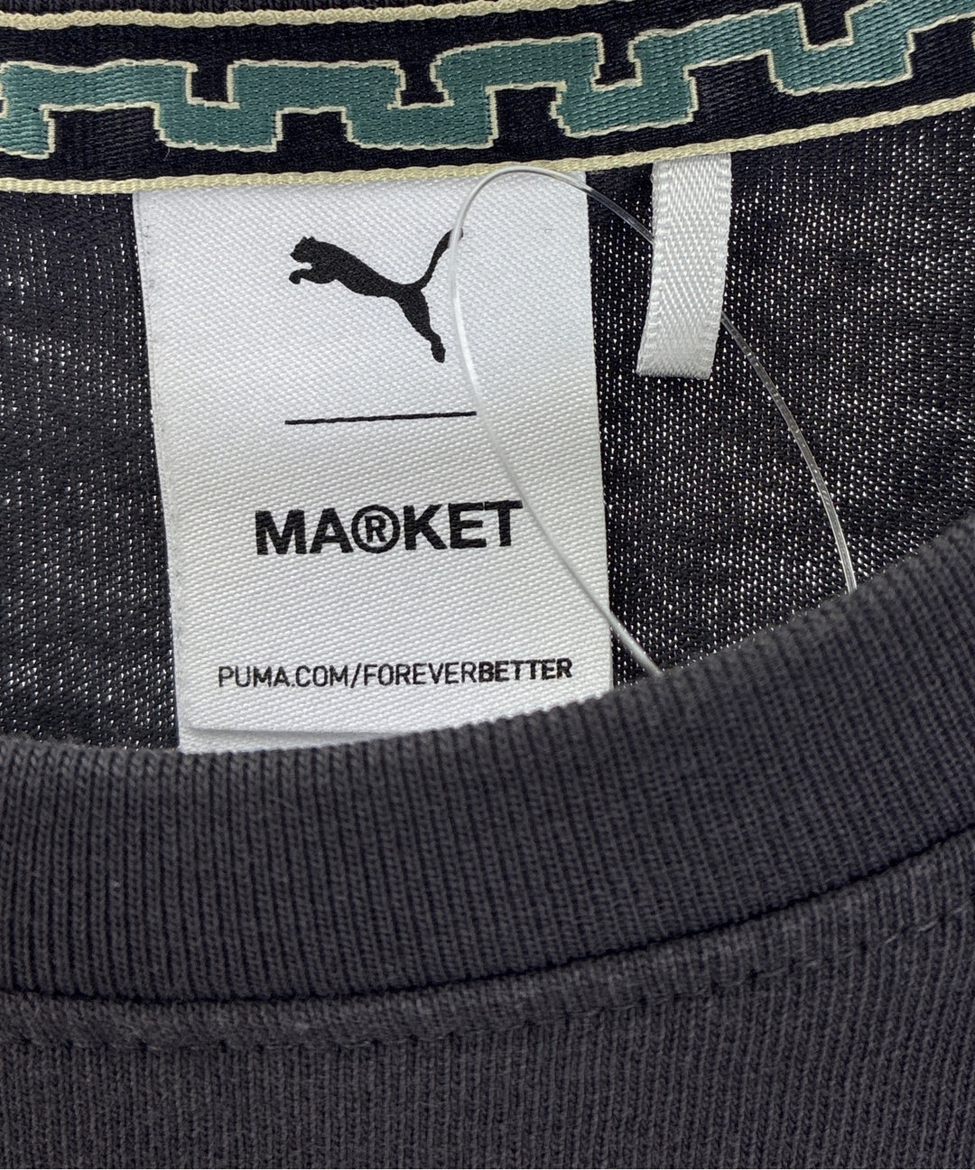 PUMA เสื้อยืด/เสื้อท็อปส์