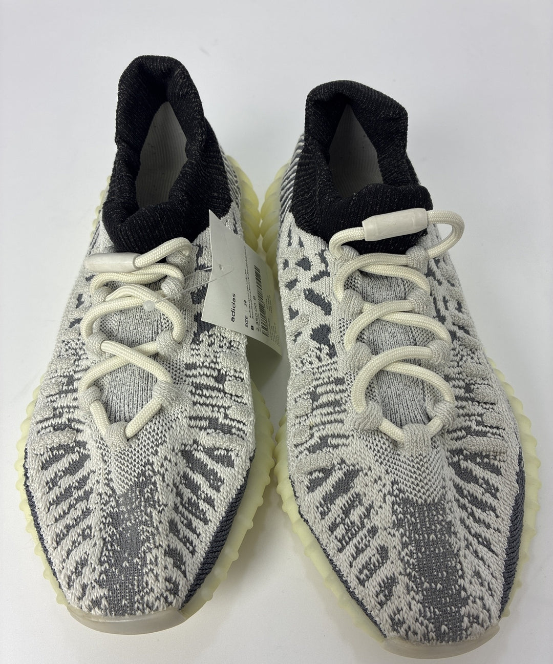 adidas รองเท้าผ้าใบ