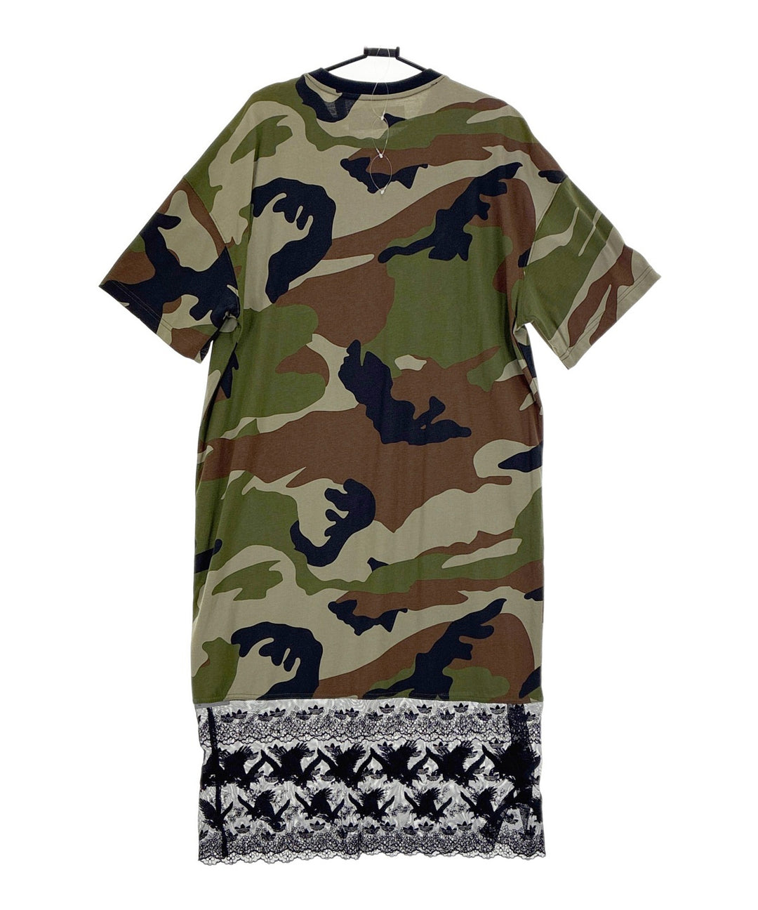 adidas เสื้อยืด/เสื้อท็อปส์