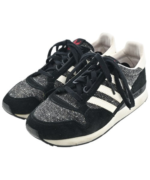 adidas รองเท้าผ้าใบ