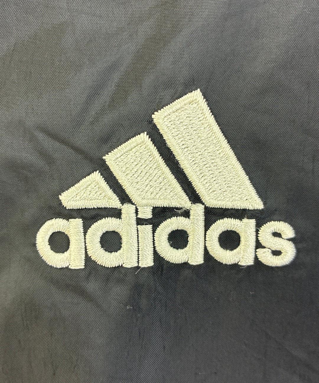 adidas เสื้อยืด/เสื้อท็อปส์