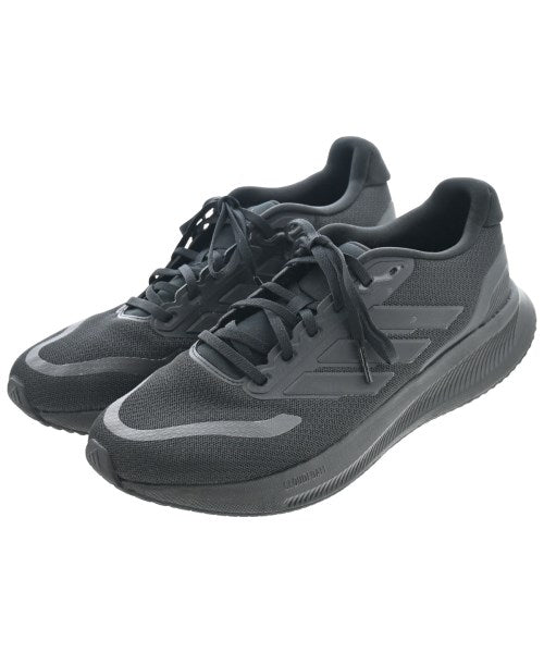 adidas รองเท้าผ้าใบ