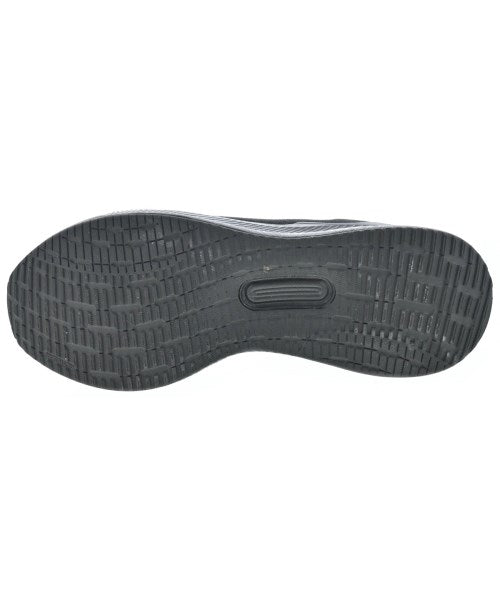 adidas รองเท้าผ้าใบ