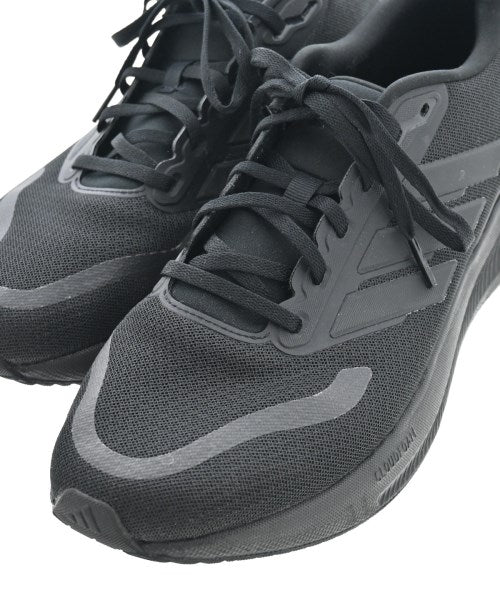 adidas รองเท้าผ้าใบ