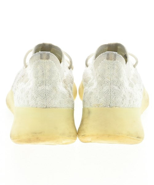 adidas รองเท้าผ้าใบ