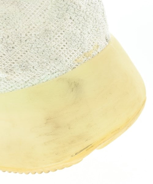 adidas รองเท้าผ้าใบ