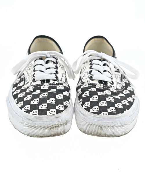 VANS รองเท้าผ้าใบ
