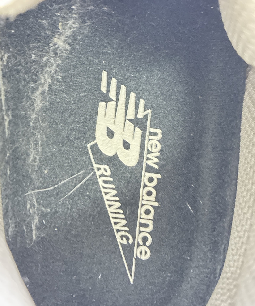 New Balance รองเท้าผ้าใบ