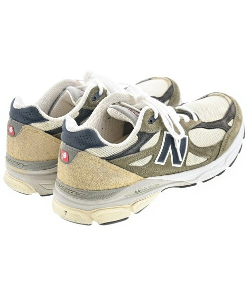 New Balance รองเท้าผ้าใบ