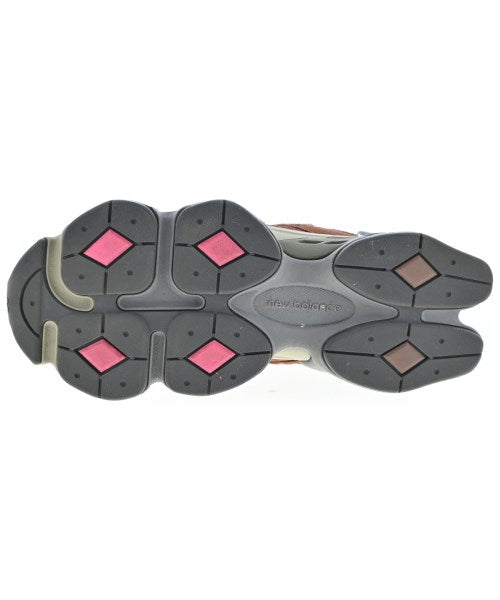 New Balance รองเท้าผ้าใบ