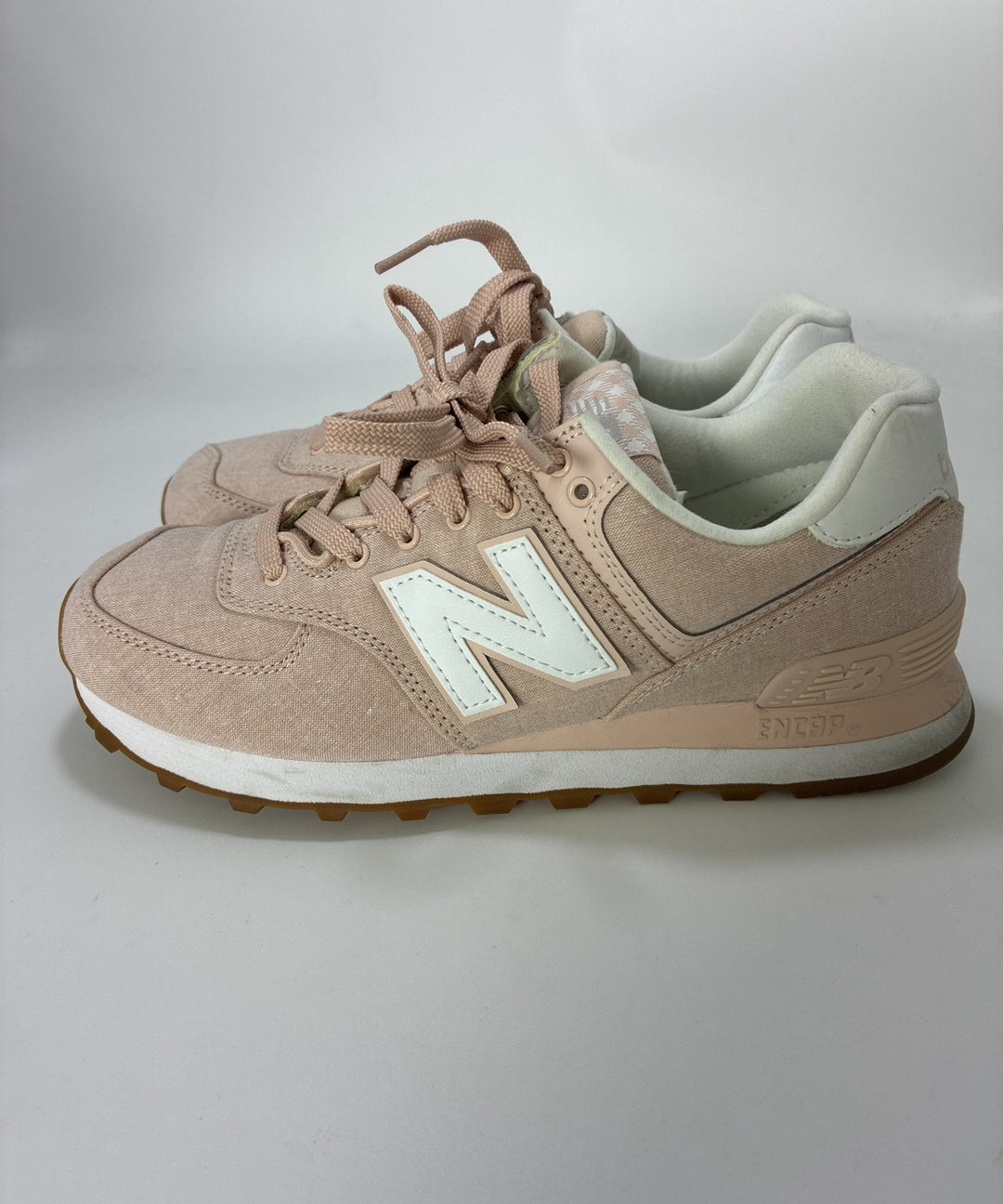 New Balance รองเท้าผ้าใบ