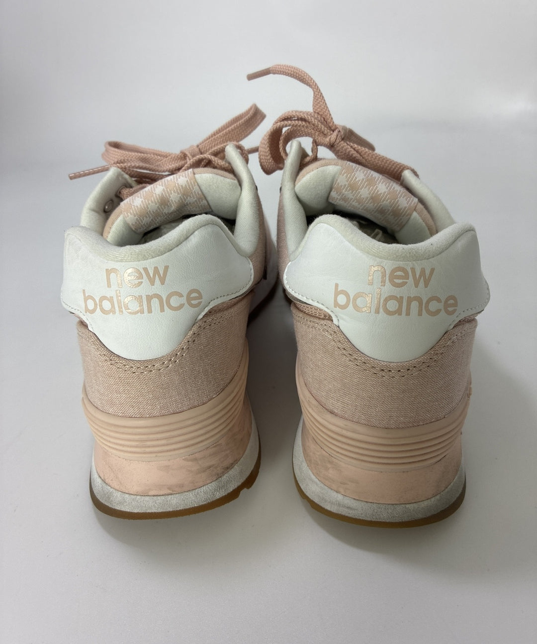 New Balance รองเท้าผ้าใบ