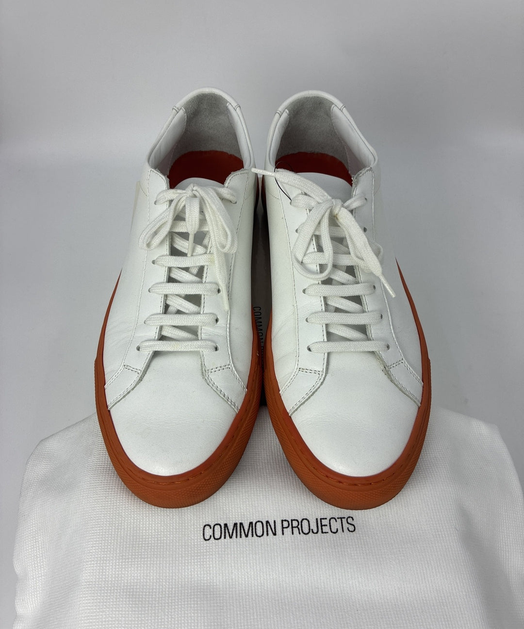 COMMON PROJECTS รองเท้าผ้าใบ