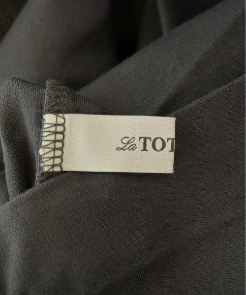 La TOTALITE เสื้อยืด/เสื้อท็อปส์