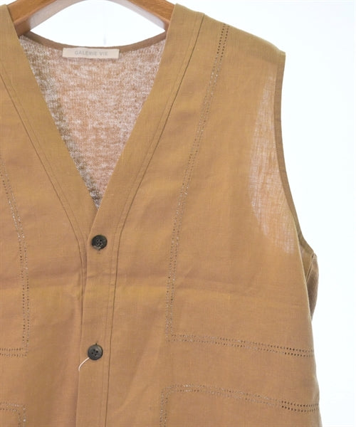 GALERIE VIE Vests