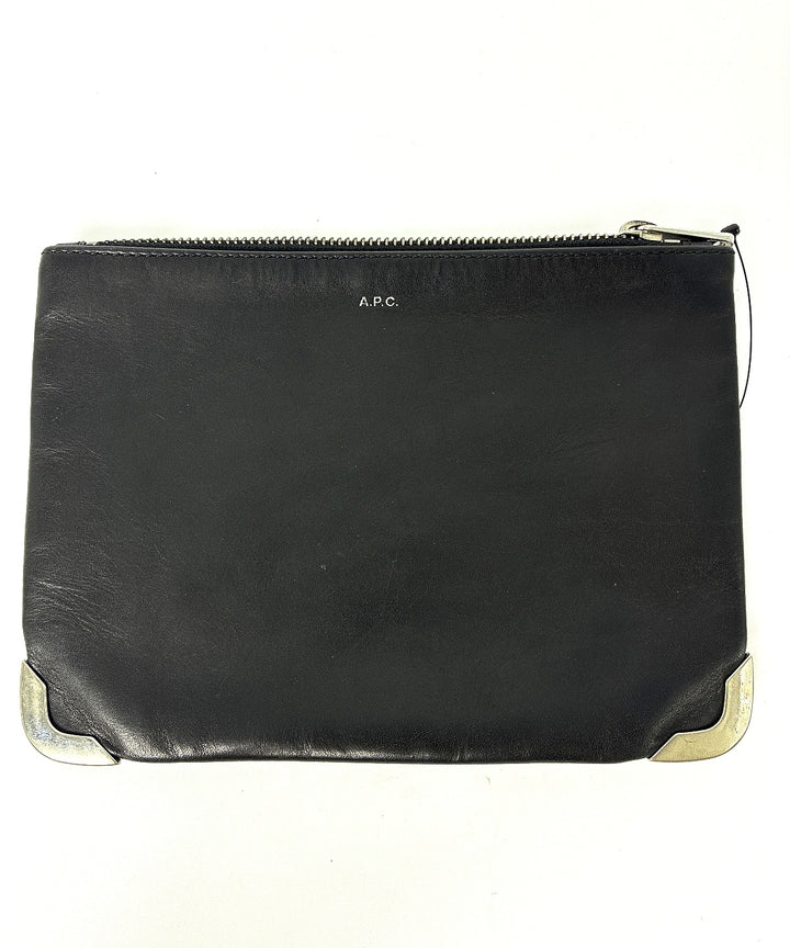 A.P.C. กระเป๋า