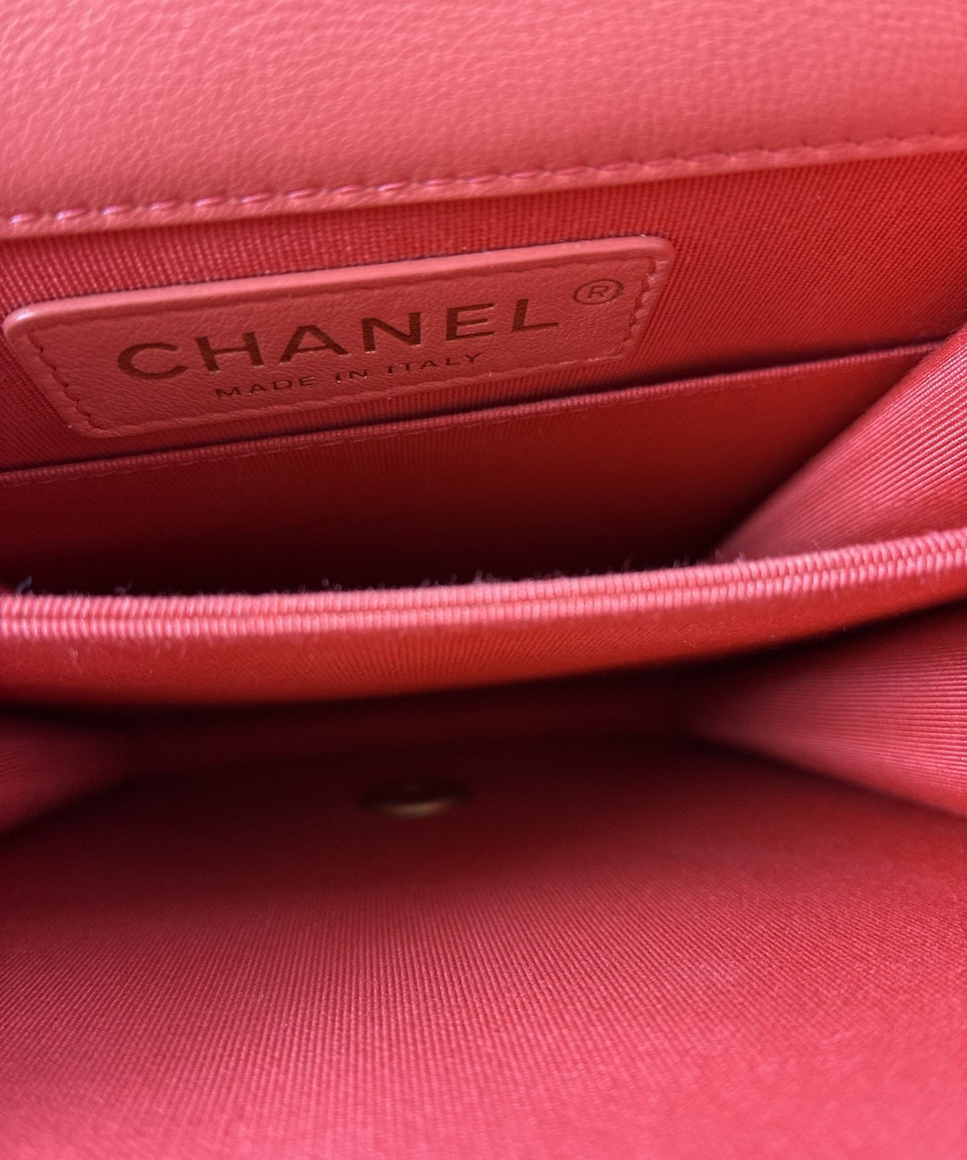 CHANEL กระเป๋าสะพาย