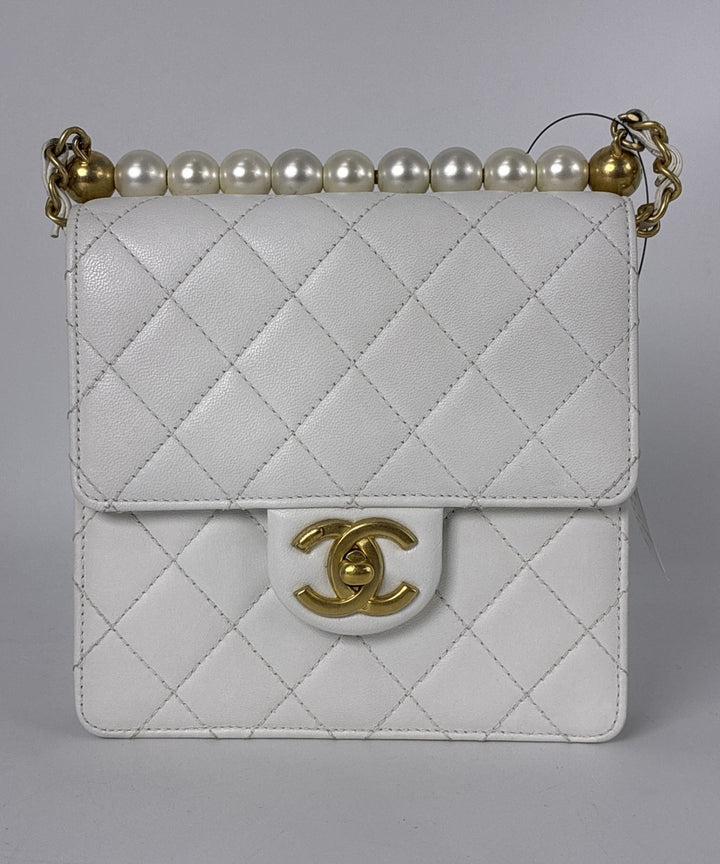 CHANEL กระเป๋าสะพาย