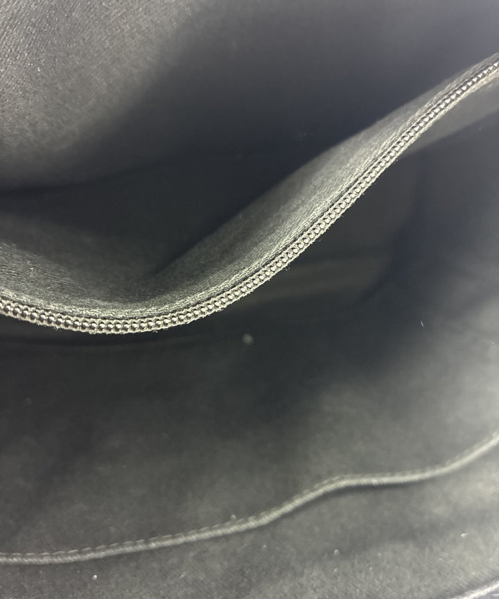 CHANEL กระเป๋าถือขนาดใหญ่