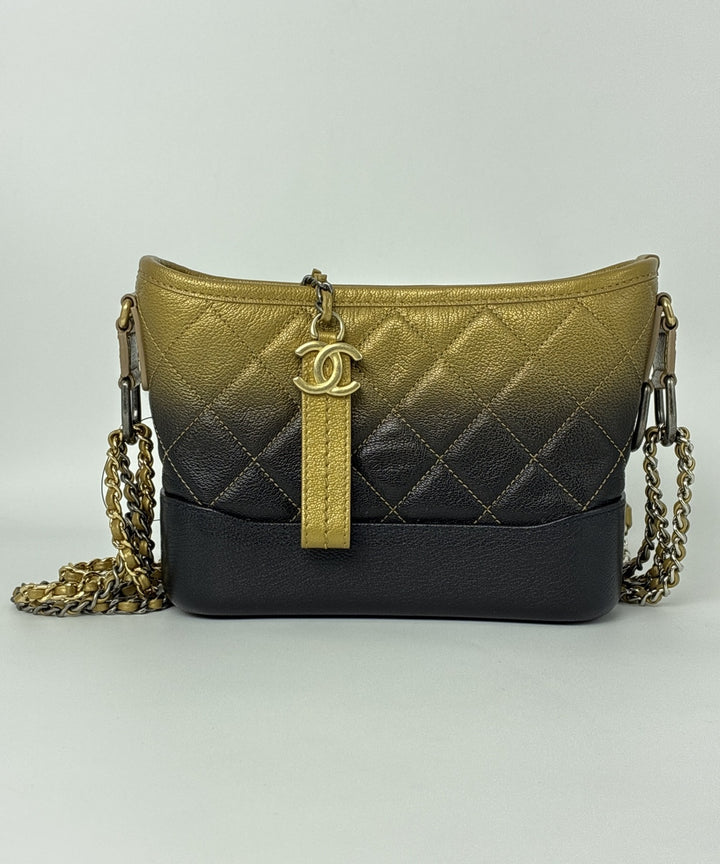 CHANEL กระเป๋าสะพาย