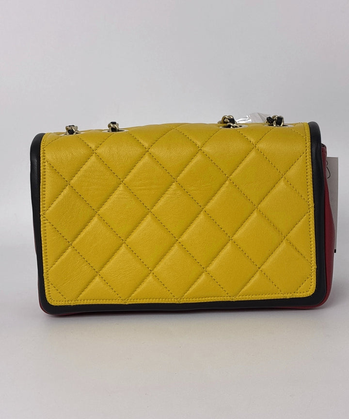 CHANEL กระเป๋าสะพาย