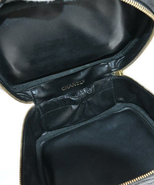 CHANEL กระเป๋าถือ