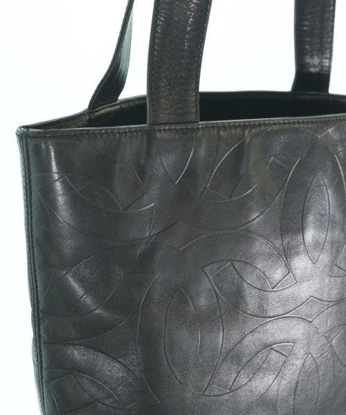 CHANEL กระเป๋าถือขนาดใหญ่