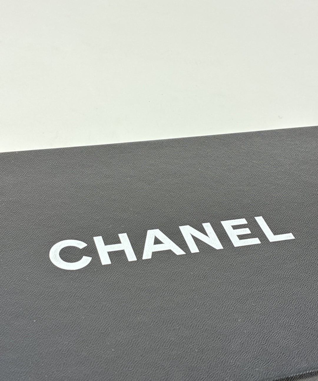 CHANEL รองเท้าออกงาน/รองเท้าไม่มีส้น